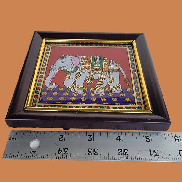 Vintage 1990s Small South Indian Tanjore Painting of Adorned Elephant - Picture 5 of 5